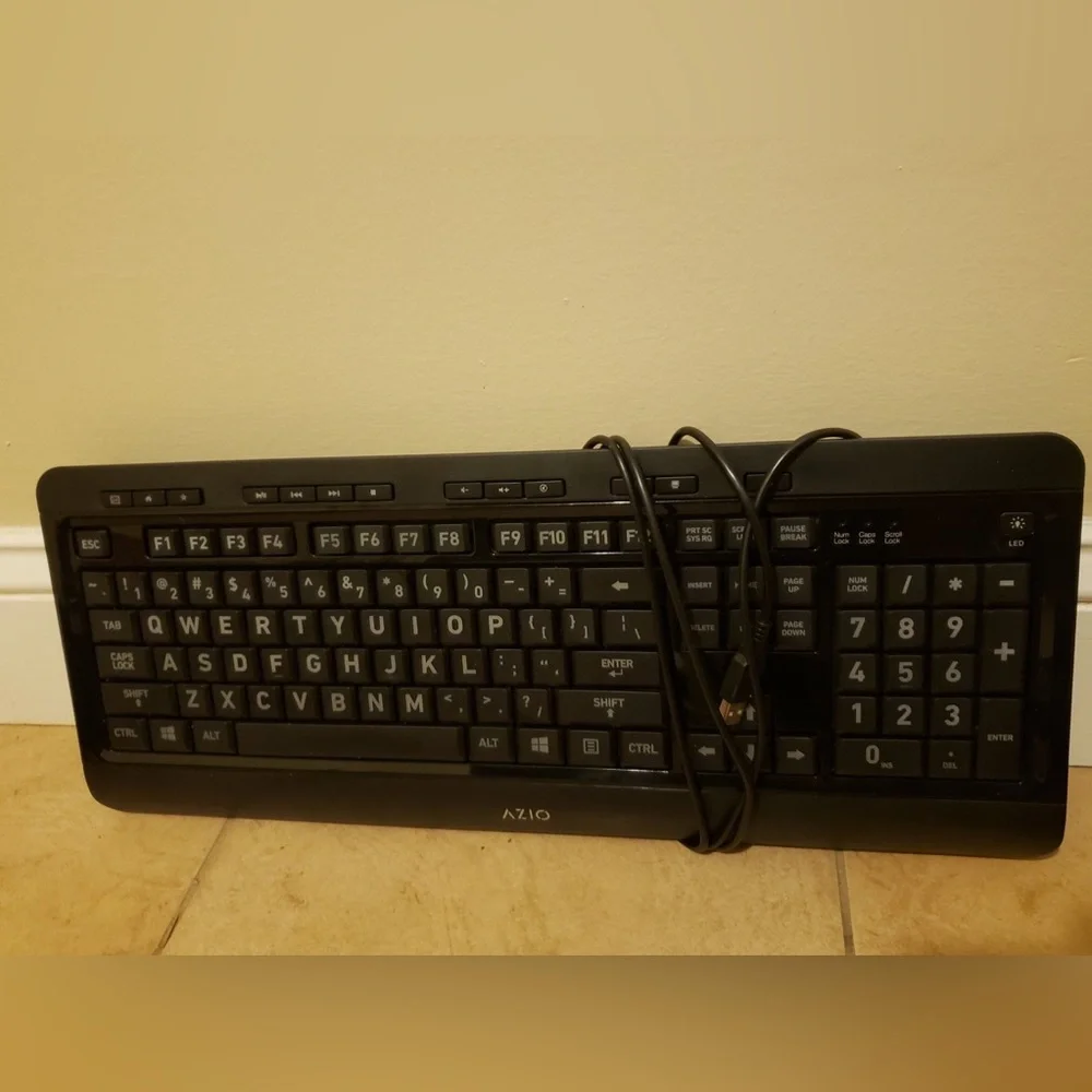 Computer keyboard - Picture 1 of 1